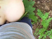 Неожиданный Публичный Секс с Незнакомцем во время Прогулки в Парке 6/16