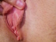 Nastolatka wkłada sobie palce w cipke 6/16