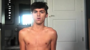 OMG Leaked TikTok 18 Year Old Young Twink Nude Workout!
