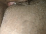 Pretty Ebony cuni orgasme 12/16