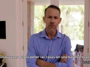 DADDY4K. Un hombre experimentado sabe cómo hacer feliz a un bebé 4/16