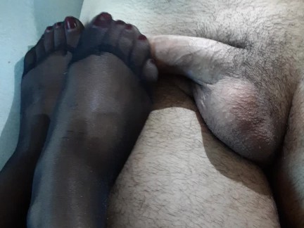 Foot job فوت جاب خفن با حرف سکسی وطنی