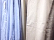 MILF en collant exhibe sa chatte à un inconnu 5/16