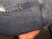 Je baise cette beurette dans un ascenceur - sexe public 3/16