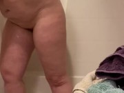 LauraSquirts is Smoking and Pussy Preparation  for you 7/16