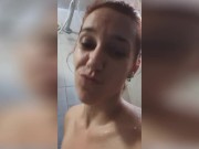 RUIVA RABUDA DANÇANDO FUNK PELADA NO BANHEIRO 7/16