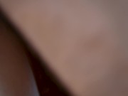 Super gros plan d'une chatte humide de milf léchée et baisée 10/16