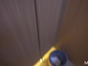 Melon Ice - พนักงานขายอัดคลิปช่วยตัวเองในห้องน้ำให้ลูกค้า (Thai Public Masturbation) 1/16