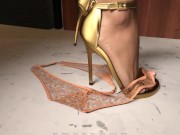 Temptations are Everywhere:HOUSE WIFE WITH A HAIRY PUSSY,PARODY-EP 17 11/16