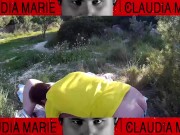 Comiendo galletas del coño de la gorda y metiendole una botella de agua por el culo 4/16