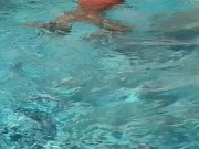 Je le chauffe dans la piscine 13/16