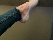 I play with my feet 3/16