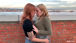 Нам очень повезло так как никто не видел как мы игрались на крыше ...