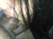 Mi amiga despues del colegio me succiona la verga en el baño y se come toda mi descarga de semen 7/16