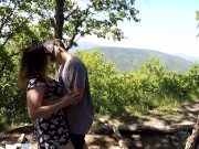 Публичный секс на горе, кунилингус + спермапоцелуй 1/16