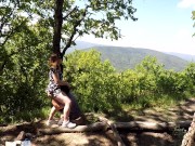 Публичный секс на горе, кунилингус + спермапоцелуй 6/16