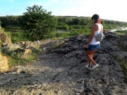 В Белой Майке Без Лифчика в Джинсовых Шортах Прогулка вдоль реки (NO sex) 3/16