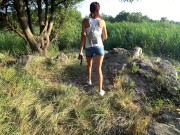 В Белой Майке Без Лифчика в Джинсовых Шортах Прогулка вдоль реки (NO sex) 4/16