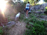 В Белой Майке Без Лифчика в Джинсовых Шортах Прогулка вдоль реки (NO sex) 8/16