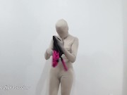 Putting on a leotard over a padlocked zentai 8/16