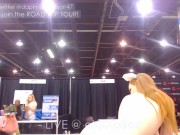06-10-2018 Public Spanking at Exxxotica 13/16