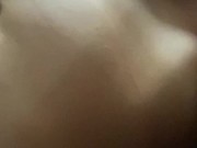 RAGAZZA ITALIANA GODE COME UNA TROIA MENTRE SI FA METTERE UNA MANO NELLA FIGA 4/16