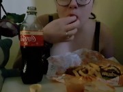 burger mukbang 9/16