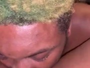 Sucking on this big pussy in the car 15/16