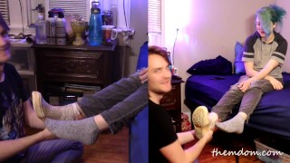 Foot Worship Session - Manic's Stinky First Time Foot Worship turns her on and becomes a makeout  session! - RedTube