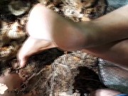 Solleticando e Massaggiando le piante dei piedi 14/16