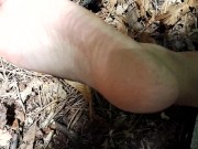 Solleticando e Massaggiando le piante dei piedi 3/16