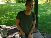 Pissende Creampiefotze in der Öffentlichkeit 2/16