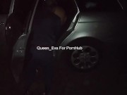 AMATORIALE - Giovane moglie italiana leccata da guardone in macchina mentre il marito riprende 5/16