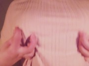 寝起きに恥ずかしいくらい乳首を勃起させながら乳首イキオナニー 5/16