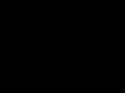 je me caresse et me fait jouir pendant que mon mec est pas la 16/16