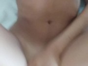 18 YEAR OLD MASTURBATION CLOSE UP WHILE MOANING 10/16