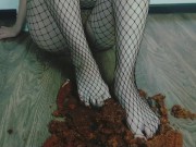 Do you want a cake or lick my feet? 9/16