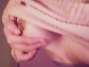 乳首を犯してもらいたい変態女の腰振り乳首オナニー 10/16