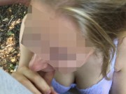 Подруга рискованно отсосала в общественном парке, пока мы с друзьями приехали на пикник 14/16