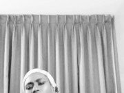 Fingering out a squirt