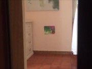 plays with her neighbor when is not there 1/16