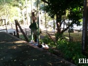 Mamada en público en un parque con mi novia (Casi la pillan con mi verga en la boca) 16/16