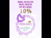 Milf Brittni Kloey  shows how she sucks cock- demonstrates on the lawn guy 16/16