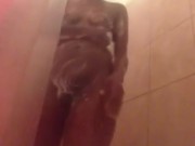 Pussy play in the shower 12/16