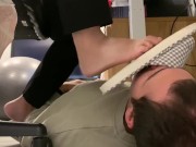 Girlfriend’s stinky feet smelled under desk 1/16