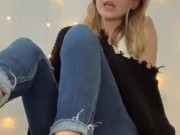 Smell my dirty white socks and vans with me 2/16