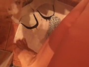 Девченка закрылась в душе с папиными трусами, мастурбирует и ссыт в папины трусы. Кончает и ссыт 2/16