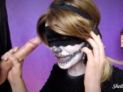 Coinquilino mi sborra in faccia mentre sono al telefono con il mio fidanzato (Halloween edition) 10/16