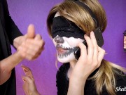 Coinquilino mi sborra in faccia mentre sono al telefono con il mio fidanzato (Halloween edition) 13/16