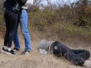 Очень рискованный секс рядом с незнакомцем на улице! Русское с разговорами! 1/16